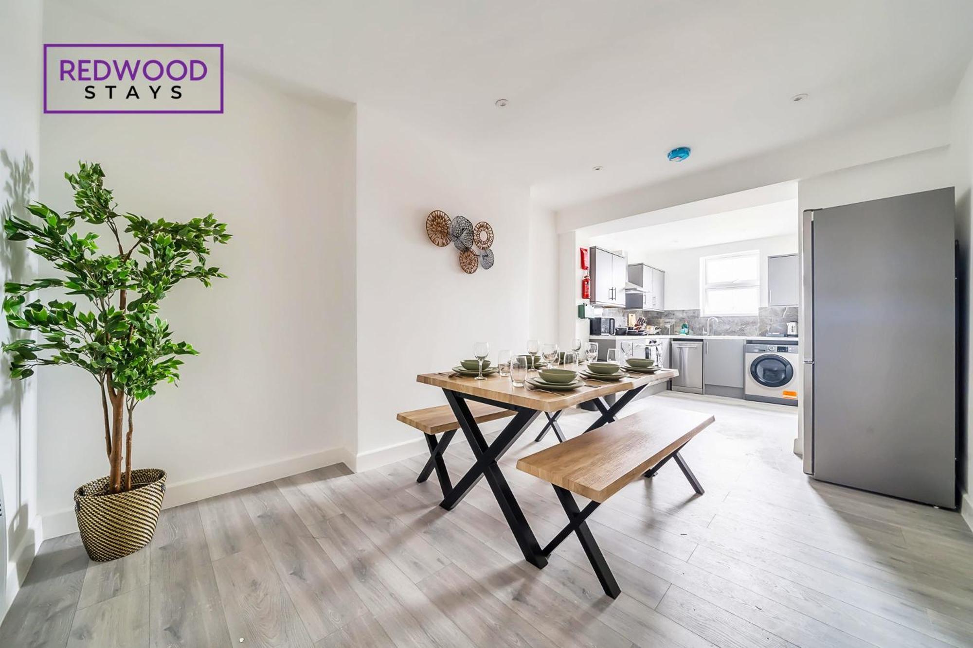 Brand New, 2 Bed 1 Bath, Modern Town Center Apartment, Free Wifi & Netflix By Redwood Stays Aldershot Exterior foto