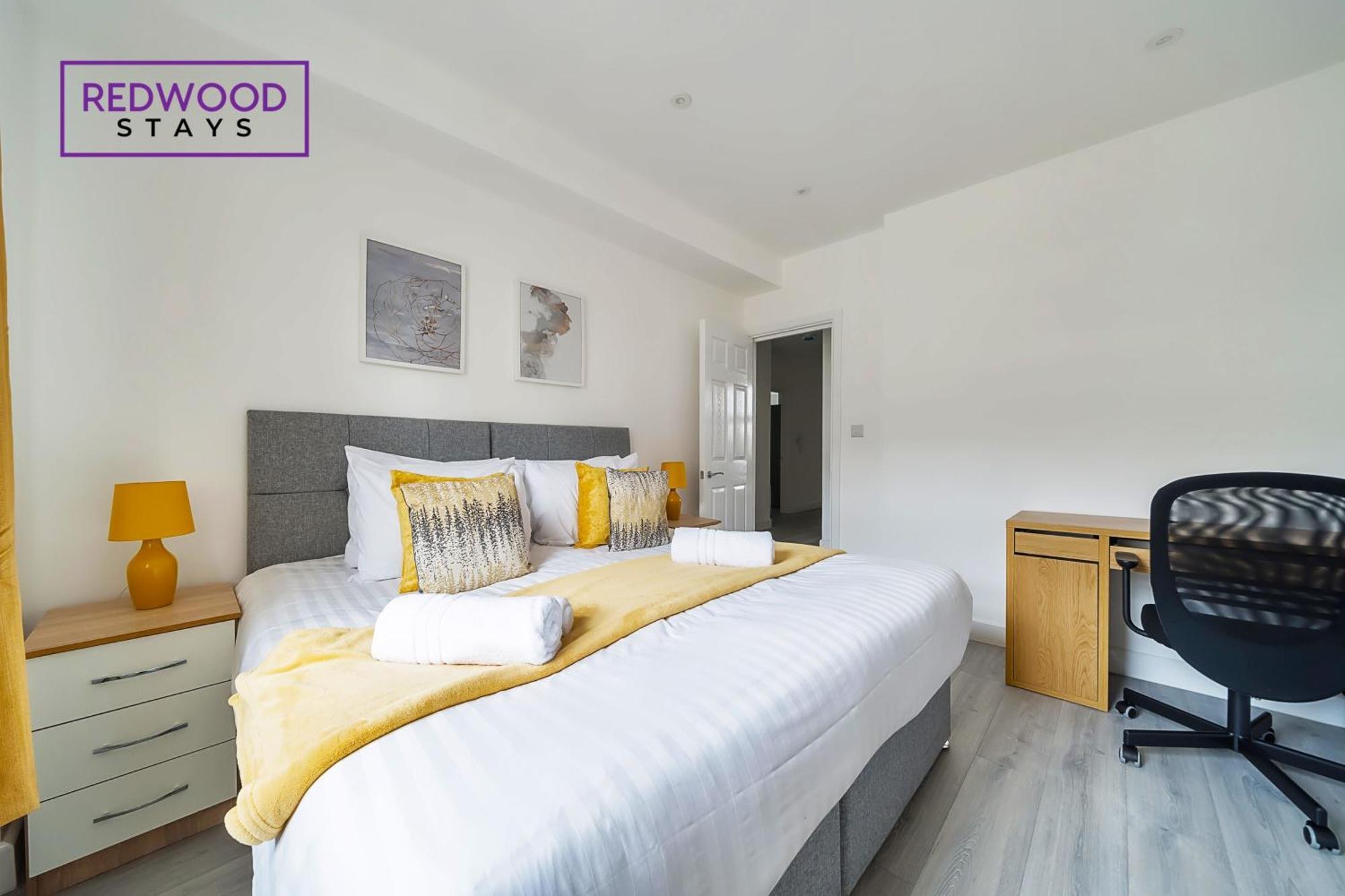Brand New, 2 Bed 1 Bath, Modern Town Center Apartment, Free Wifi & Netflix By Redwood Stays Aldershot Exterior foto